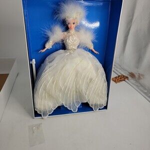Enchanted Seasons Collection Snow Princess Barbie Doll